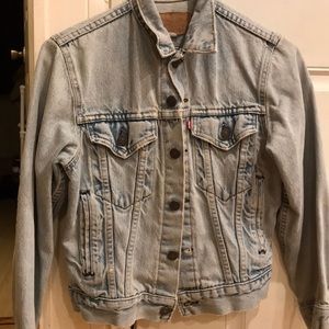 Vintage Levi’s denim jacket